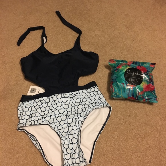 Cupshe one piece halter bathing suit fishscales - Picture 4 of 5